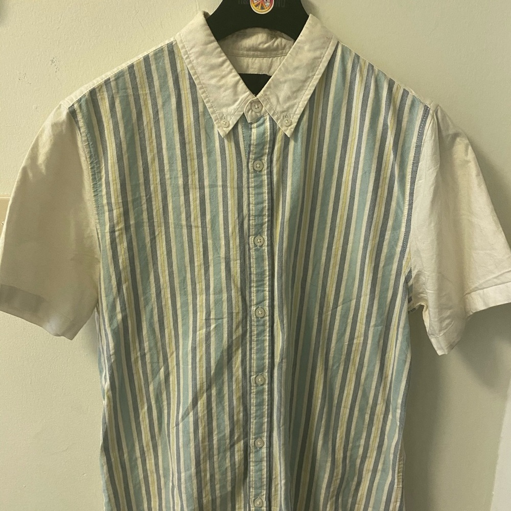 Shirt - Picture 2 of 3